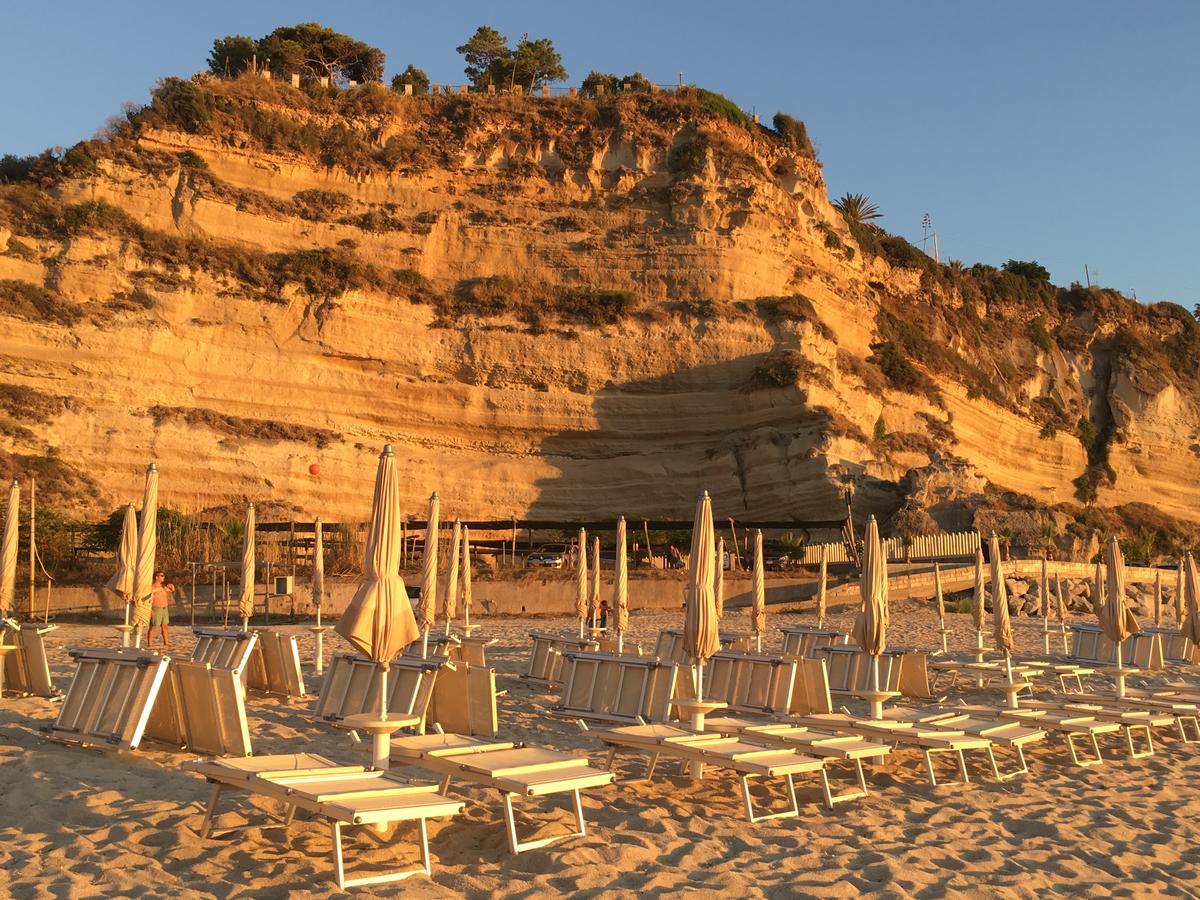Hotel Tui Blue Tropea à Santa Domenica  Extérieur photo