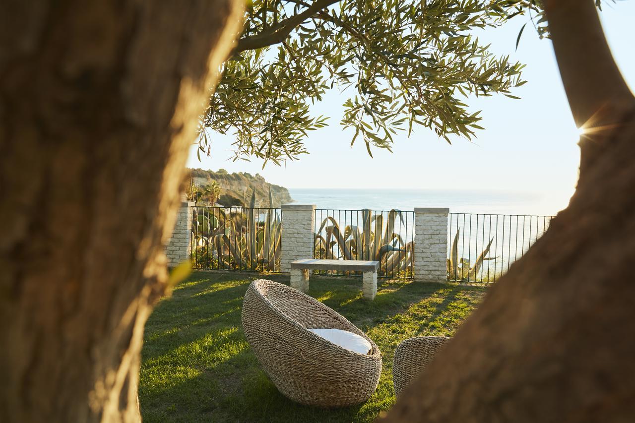 Hotel Tui Blue Tropea à Santa Domenica  Extérieur photo